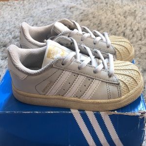Adidas superstar foundation toddler sz 7 with box ***last chance****
